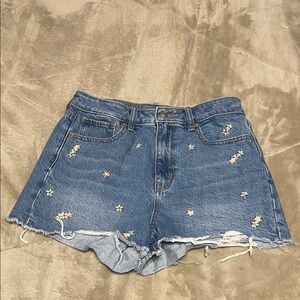 American Eagle Outfitters Blue Daisy Embroidered Jean Shorts